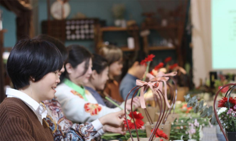濟(jì)南直屬 | 璀璨花香，芳華綻放