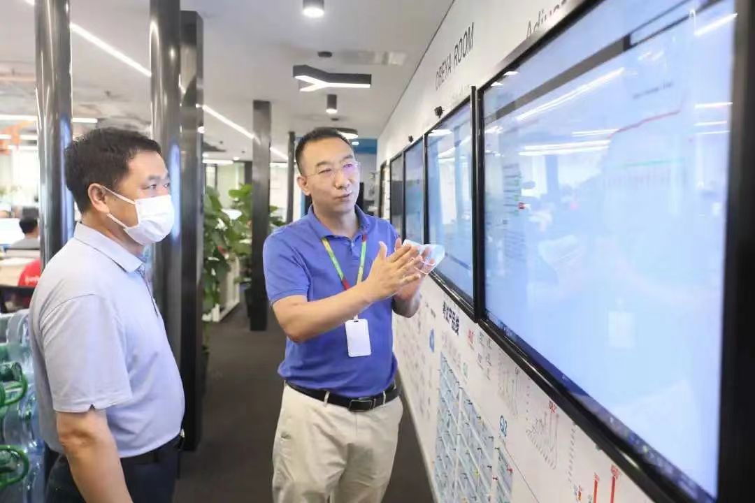 海淀區(qū)領(lǐng)導一行走訪調(diào)研奧鵬教育